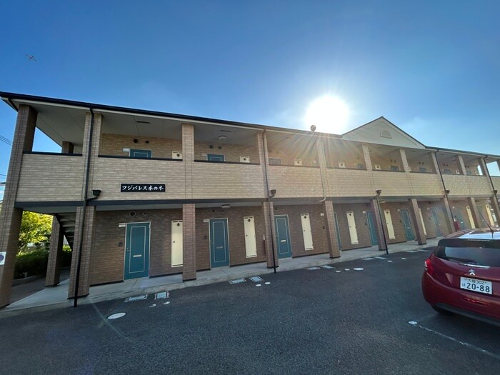 物件外観写真3　(外観写真)