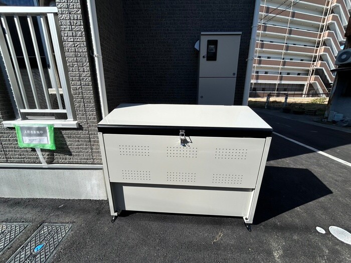 物件外観写真4　(建物設備)