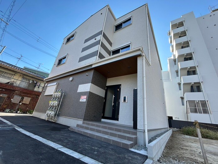 物件外観写真6　(外観写真)