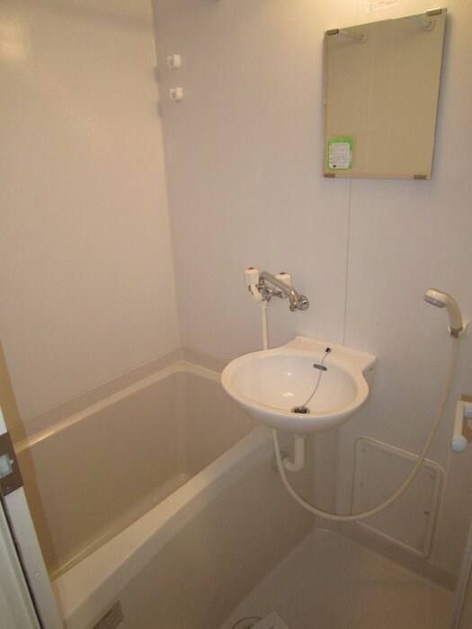 物件内観写真9　(バス／シャワールーム等)