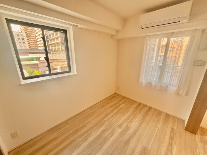 物件内観写真18　(居室)