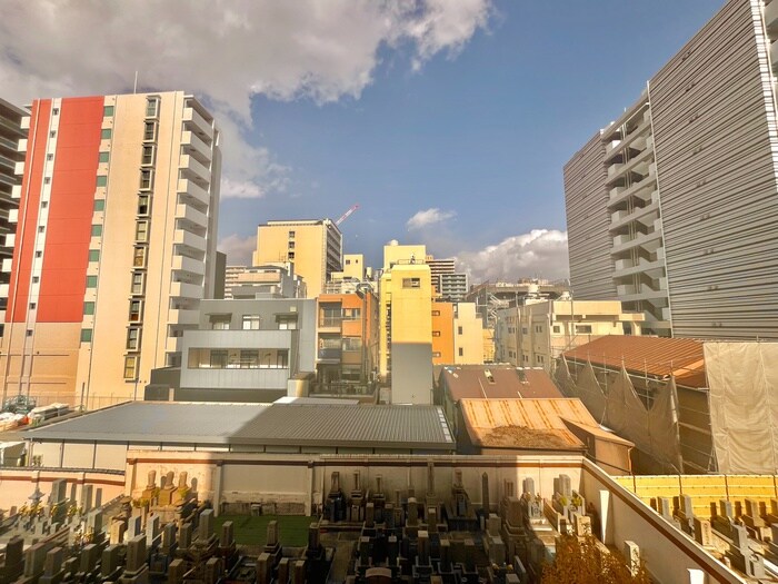 物件内観写真21　(室内からの展望)