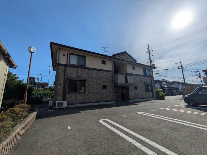 物件外観写真4　(外観写真)