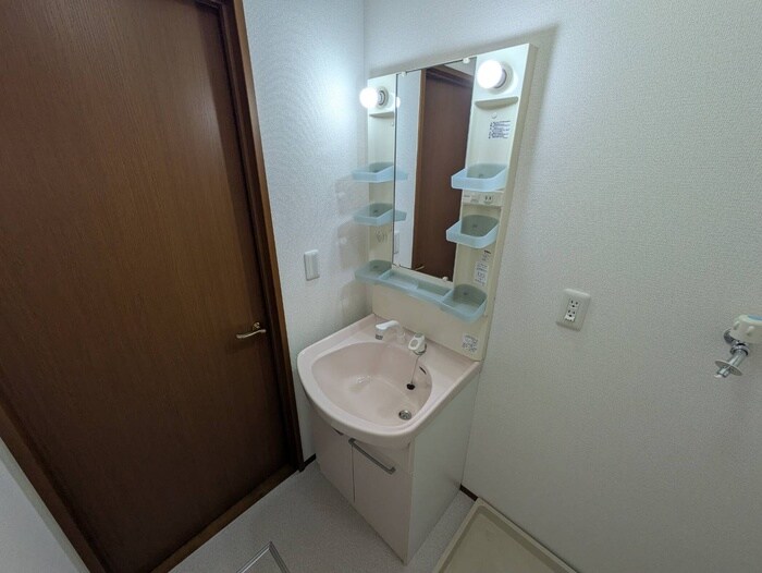 物件内観写真15　(洗面)