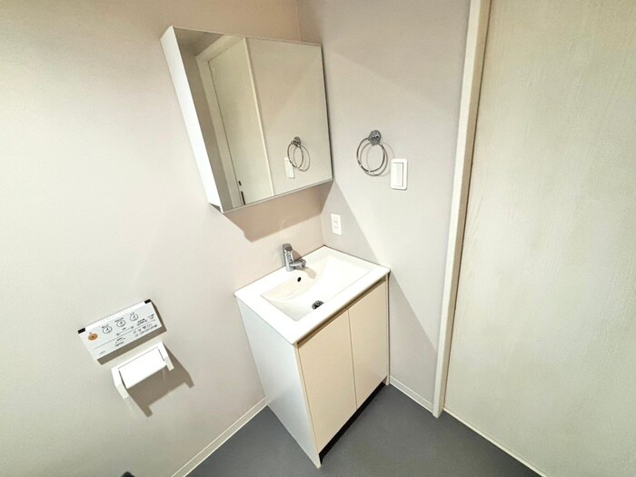 物件内観写真10　(洗面)