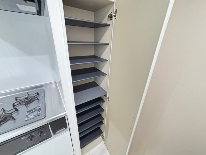 物件内観写真15　(靴箱)