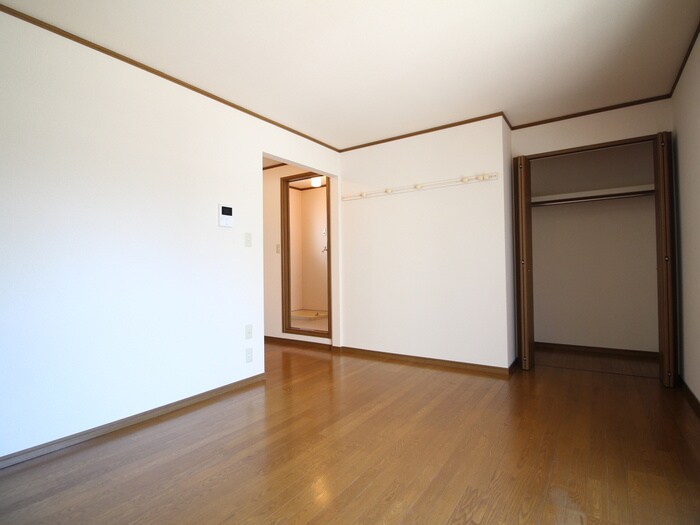 物件内観写真18　(居室)