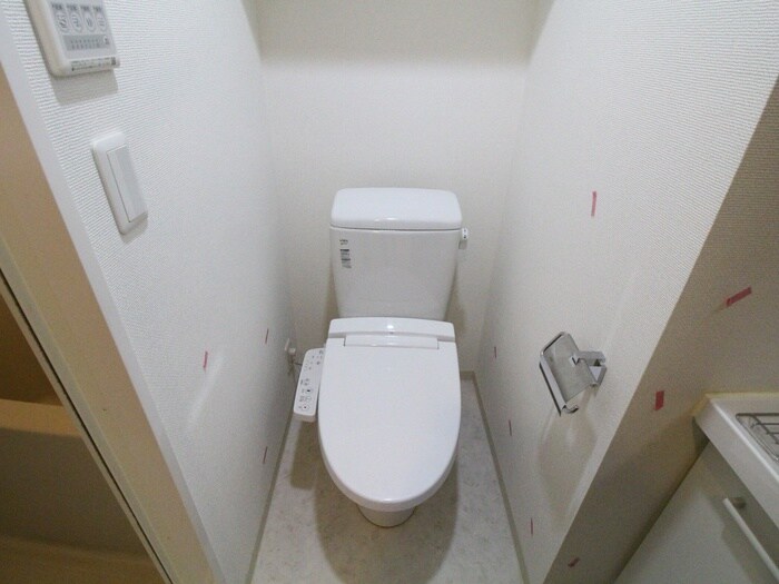 物件内観写真13　(トイレ)