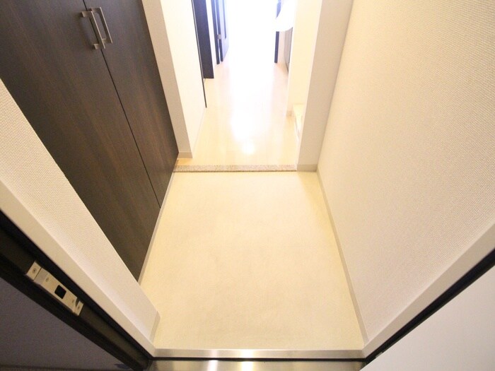 物件内観写真22　(玄関)