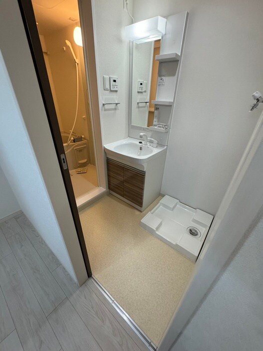 物件内観写真12　(洗面)