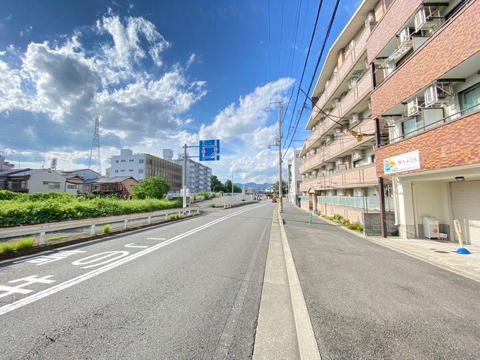 物件外観写真5　(周辺環境)