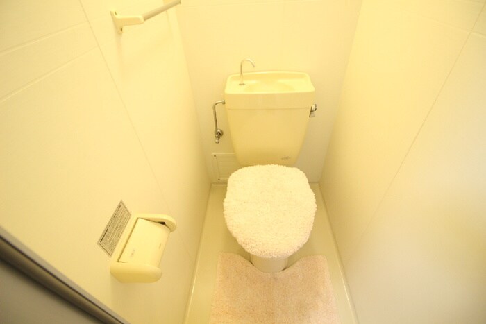 物件内観写真14　(トイレ)