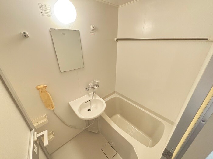 物件内観写真11　(バス／シャワールーム等)