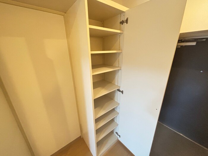 物件内観写真16　(靴箱)