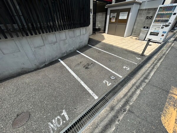 バイク置き場