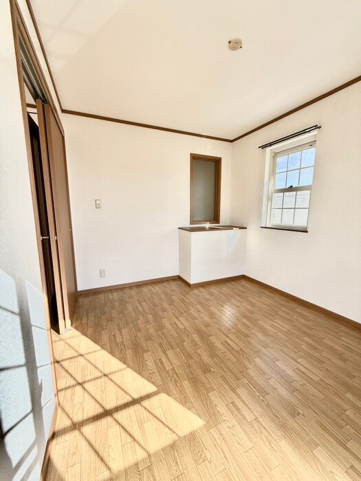 物件内観写真9　(居室)