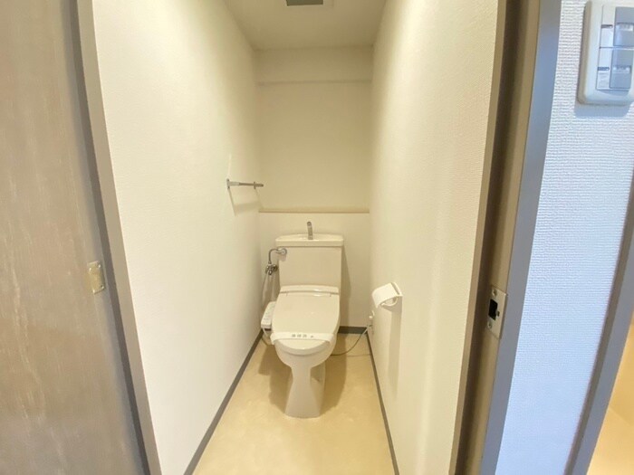 物件内観写真13　(トイレ)