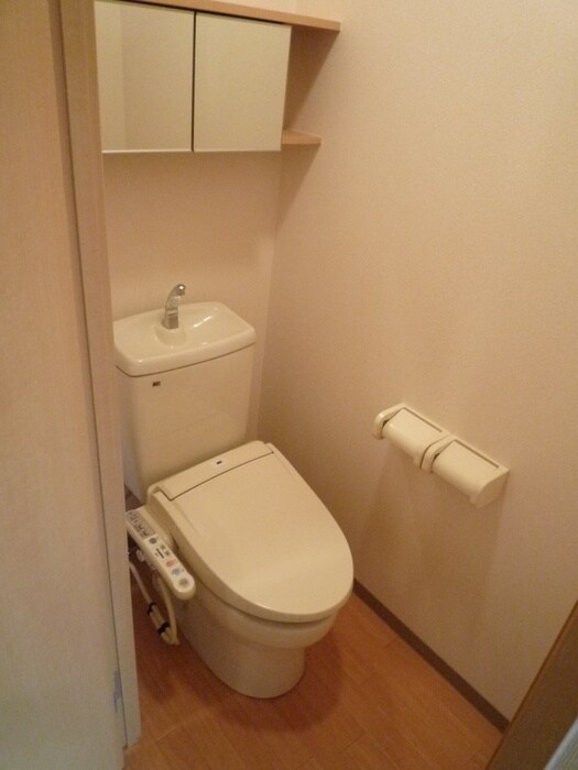 物件内観写真7　(トイレ)