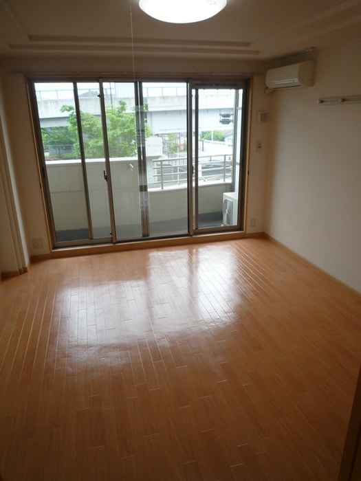 物件内観写真12　(居室)