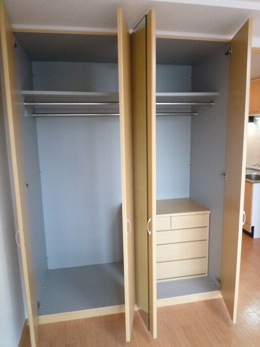 物件内観写真15　(収納)