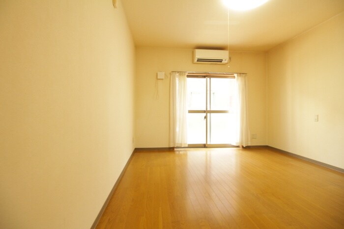 物件内観写真21　(居室)