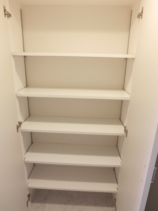 物件内観写真15　(靴箱)