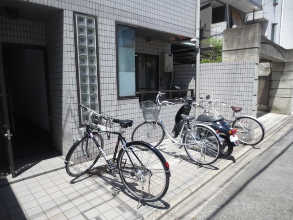 駐輪場