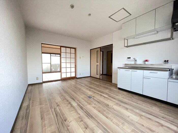 物件内観写真13　(居室)