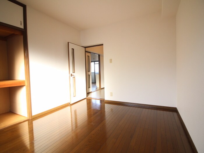 物件内観写真21　(居室)