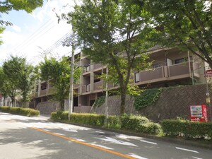 ガ－デンパレス緑丘外観写真
