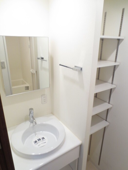 物件内観写真10　(洗面)