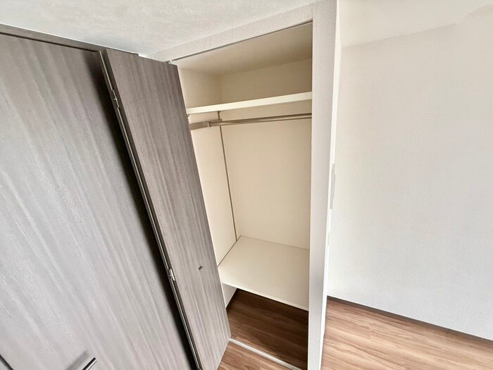 物件内観写真12　(収納)