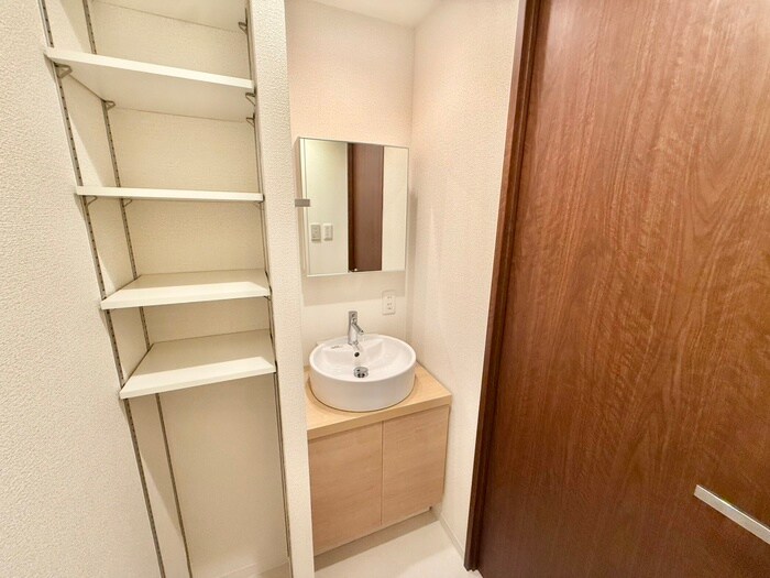 物件内観写真13　(洗面)