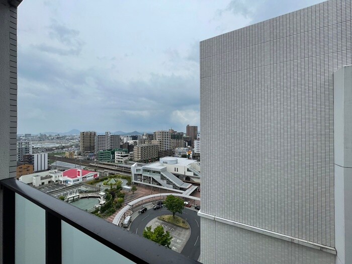 物件内観写真19　(室内からの展望)