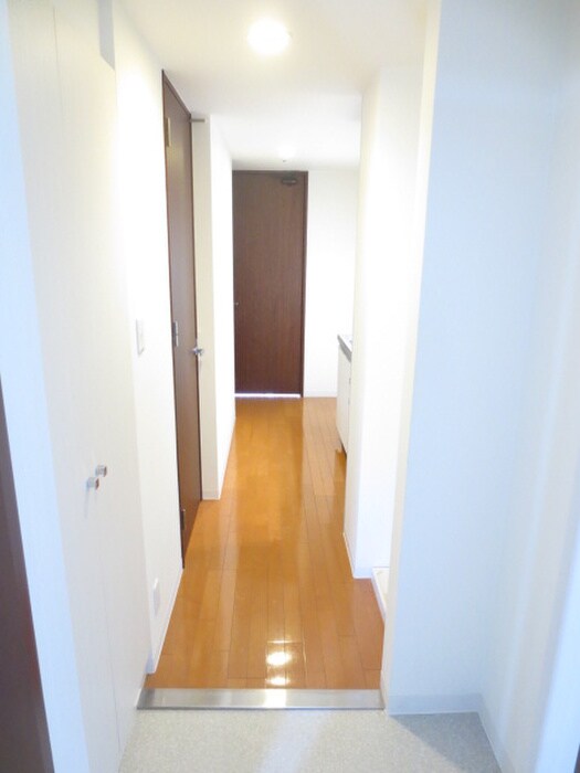 物件内観写真19　(廊下)