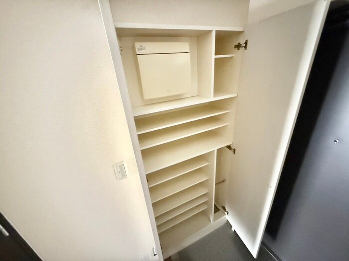 物件内観写真19　(靴箱)