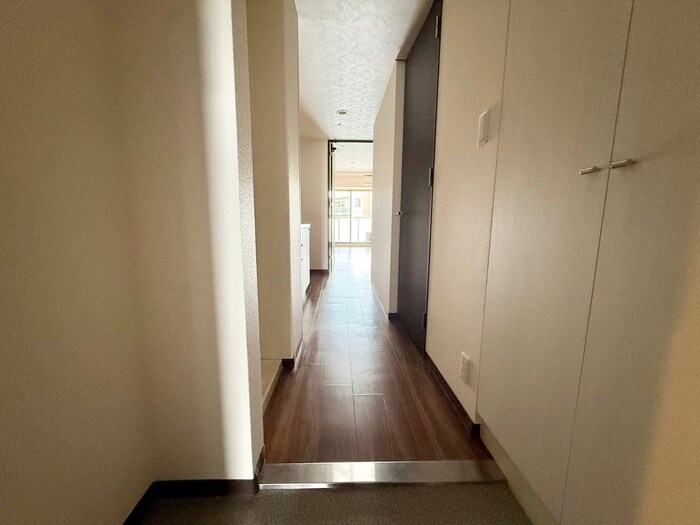 物件内観写真20　(玄関)