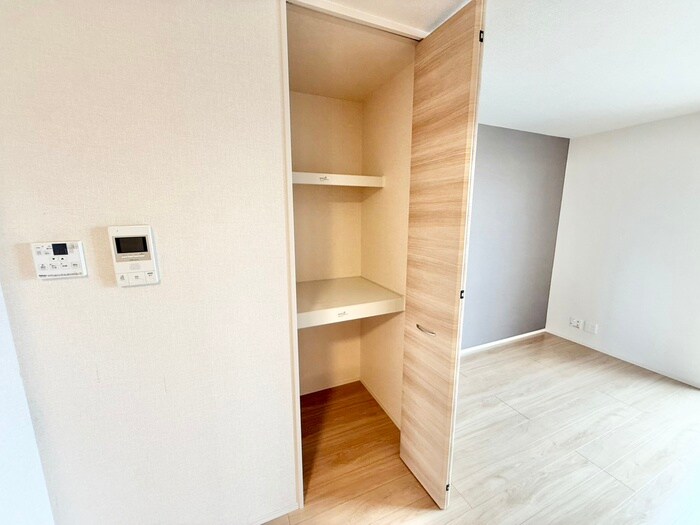 物件内観写真12　(収納)