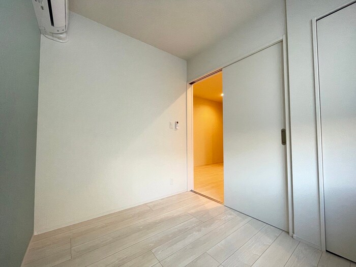 物件内観写真8　(居室)