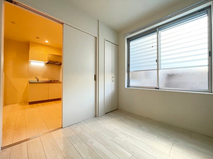 物件内観写真9　(居室)