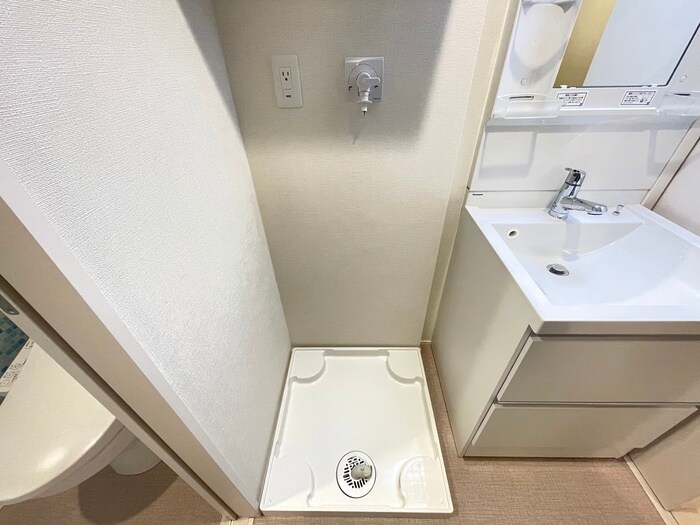 物件内観写真20　(洗濯機置場)