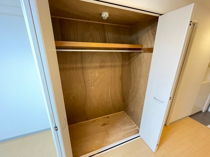 物件内観写真13　(収納)