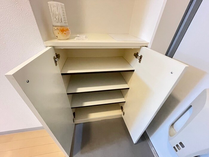 物件内観写真16　(靴箱)