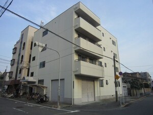 レジデンス・ア－バン外観写真