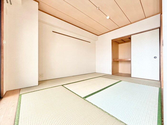 物件内観写真9　(居室)