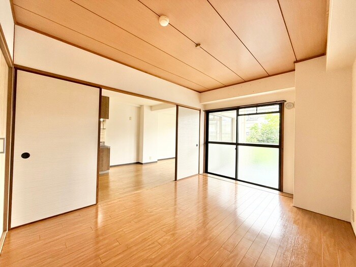 物件内観写真11　(居室)