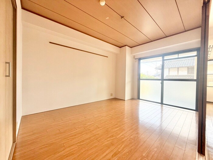 物件内観写真11　(居室)