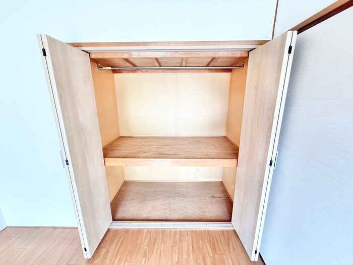 物件内観写真18　(廊下)