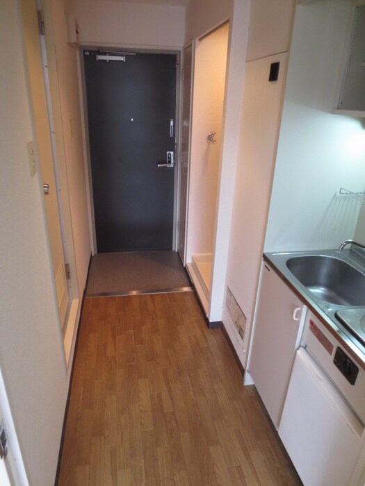 物件内観写真13　(廊下)