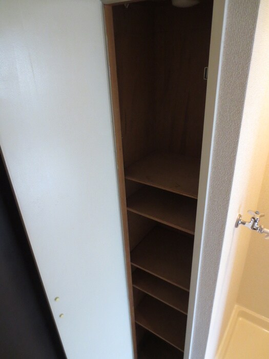 物件内観写真14　(靴箱)